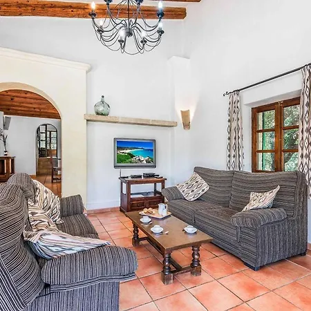 Ferienhaus Tomas- Cala Sant Vicenc By Interhome