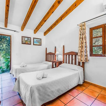 Tomas- Cala Sant Vicenc By Interhome *