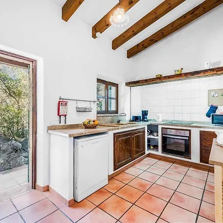 別荘 Tomas- Cala Sant Vicenc By Interhome *